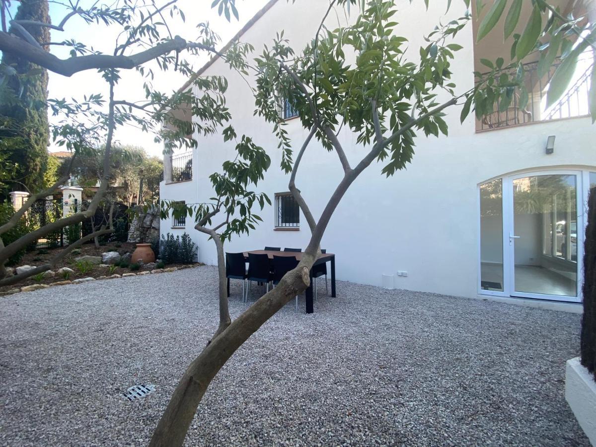 Superbe Appartement Au Coeur Du Cap D'Antibes Bagian luar foto